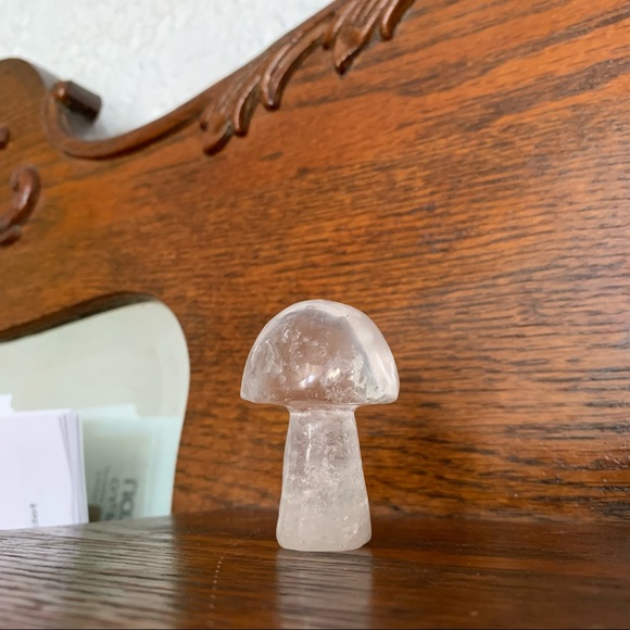 Clear Quartz Mushroom - Picture 2 of 7